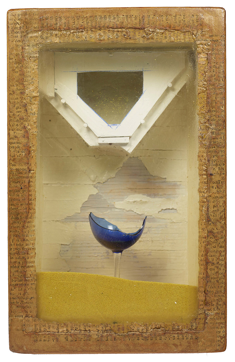 Recto Image depicting Joseph Cornell Box with Sand and broken glass